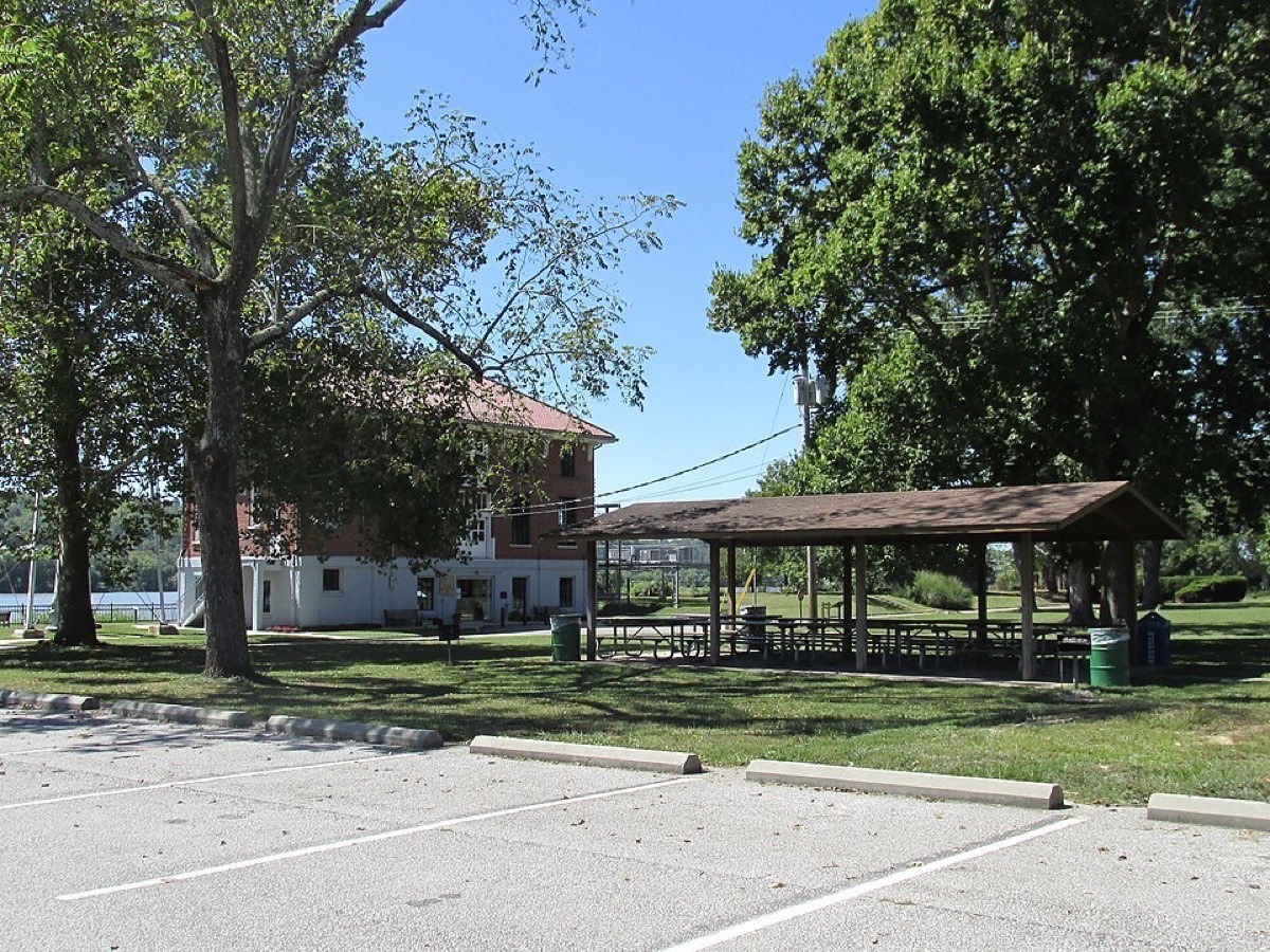 Chilo Riverfront Views